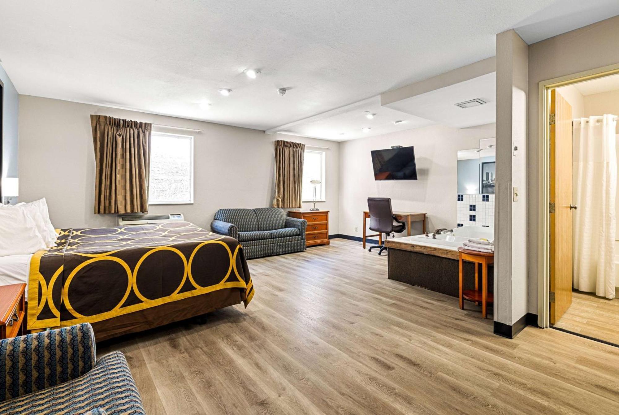 Super 8 By Wyndham Pittsburgh/Monroeville Exterior foto