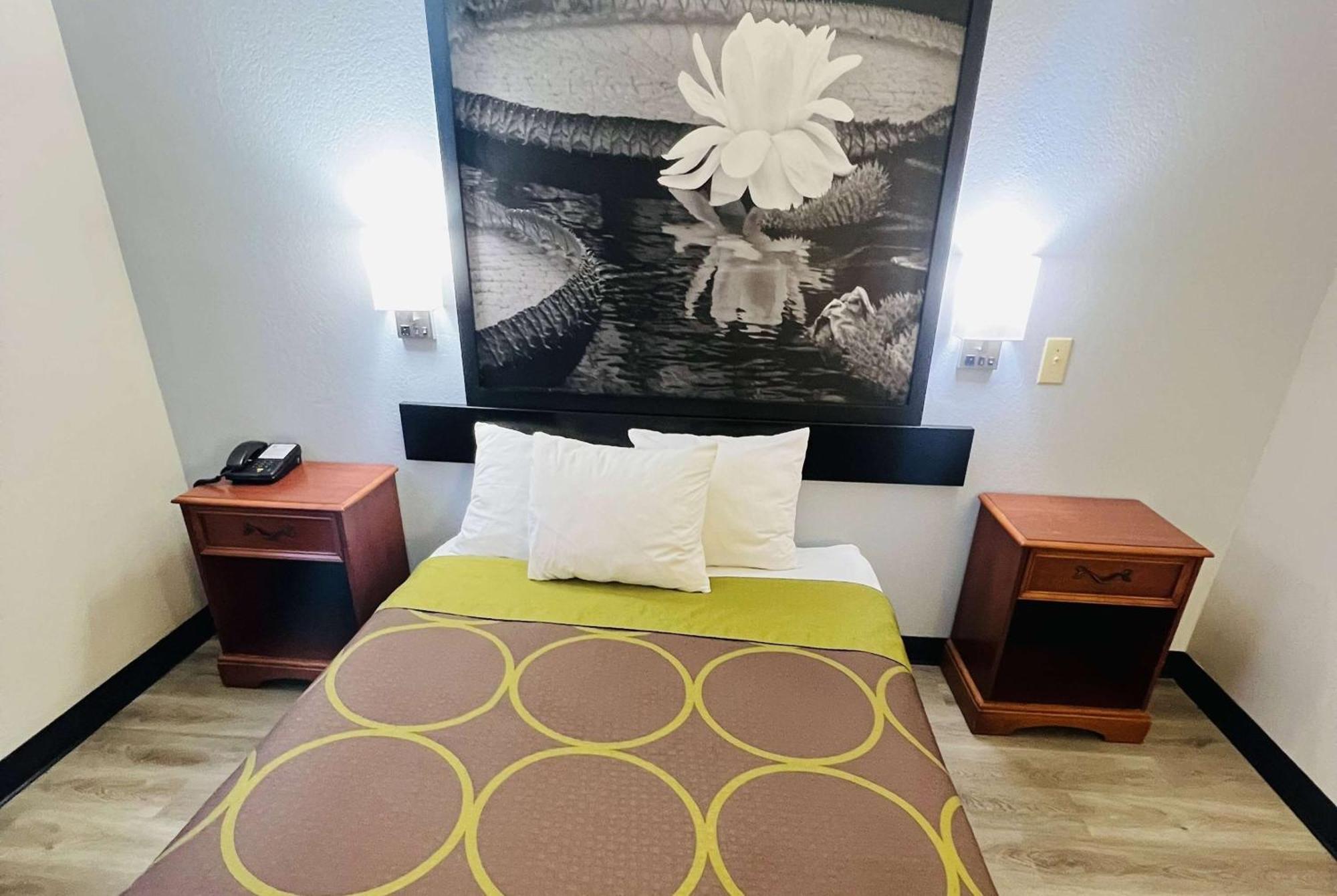 Super 8 By Wyndham Pittsburgh/Monroeville Exterior foto
