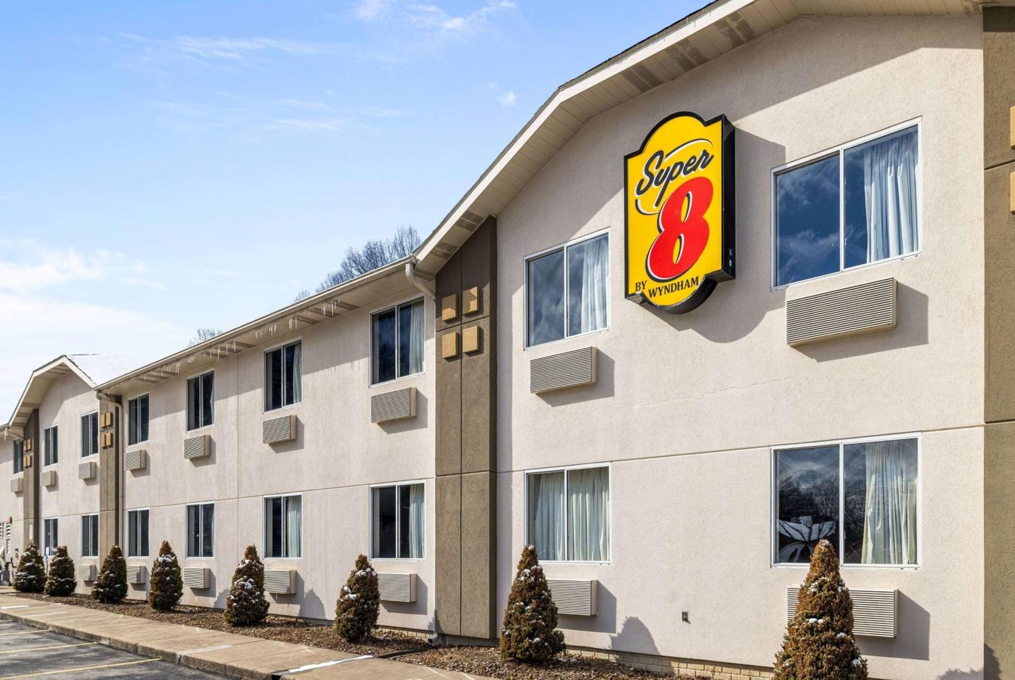 Super 8 By Wyndham Pittsburgh/Monroeville Exterior foto