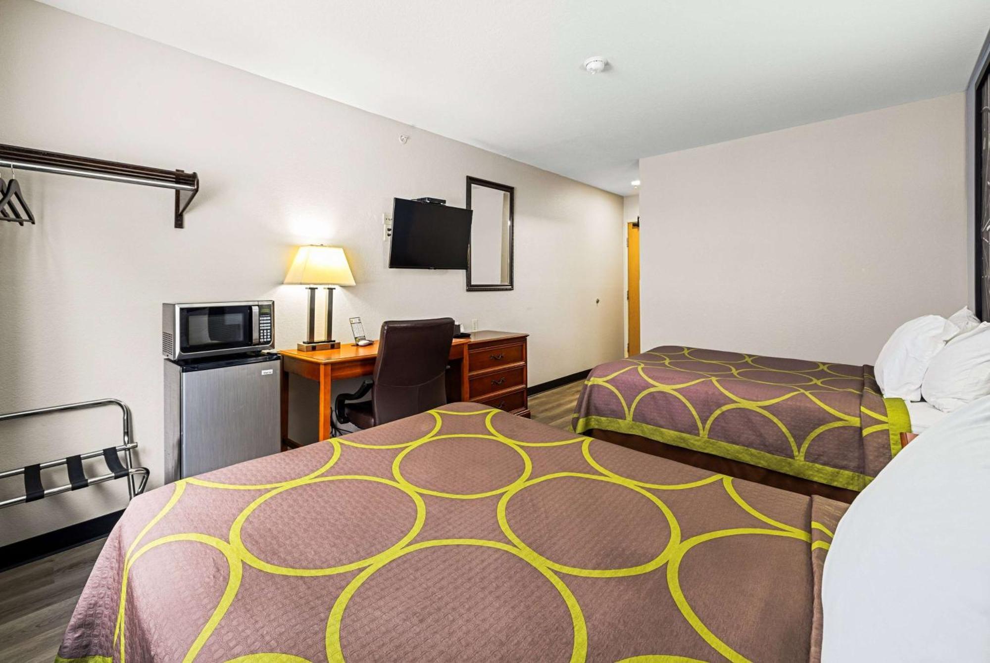 Super 8 By Wyndham Pittsburgh/Monroeville Exterior foto